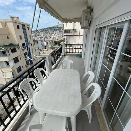 Gisi'S Apartment Sarande *