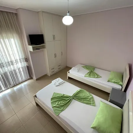 Апартаменты Gisi'S Apartment Sarande Саранда
